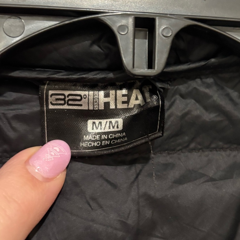 32 Heat Rain Jacket size Medium - Picture 3 of 5